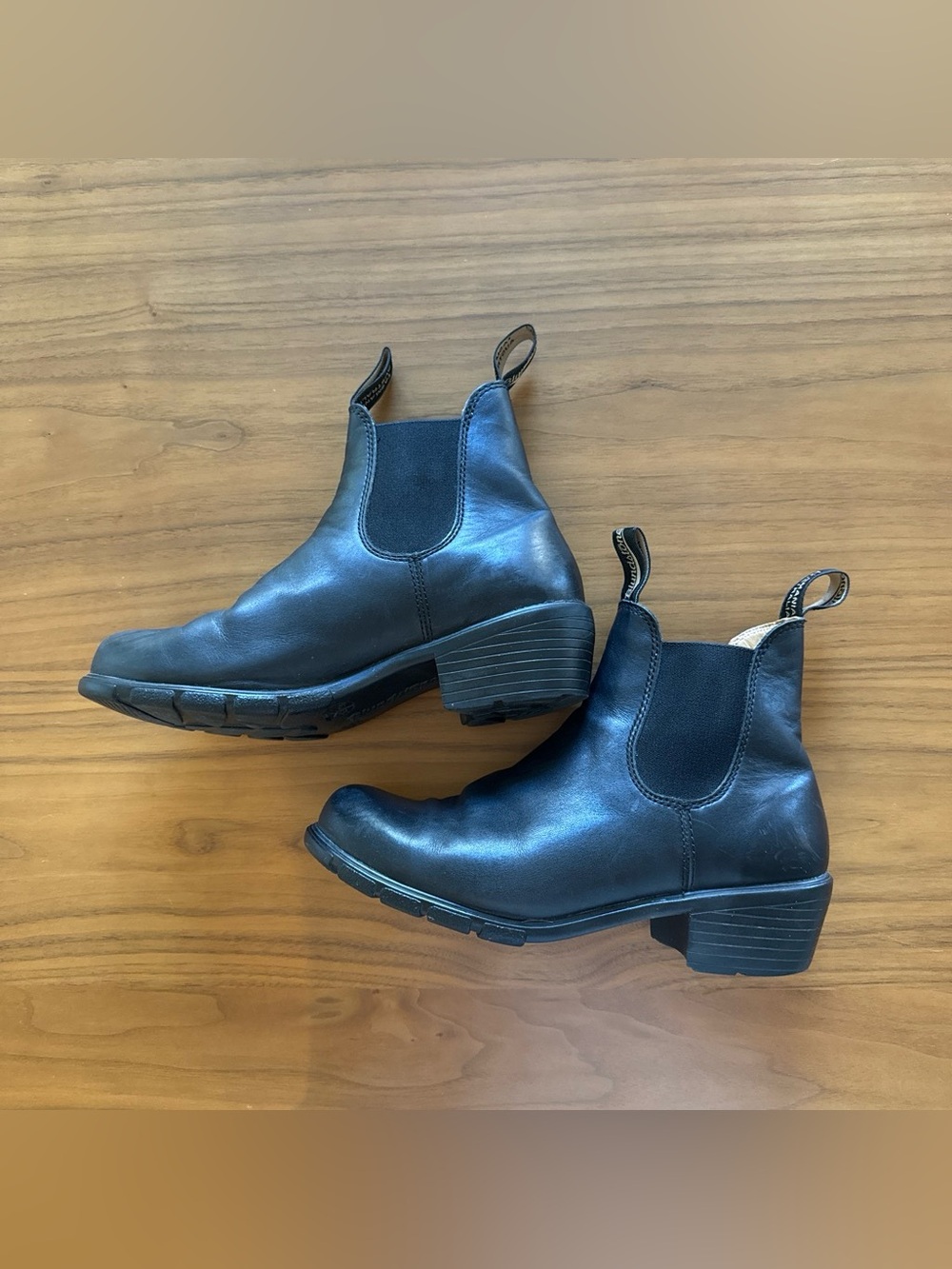 Blundstone Black Chelsea Ankle Boots for Women